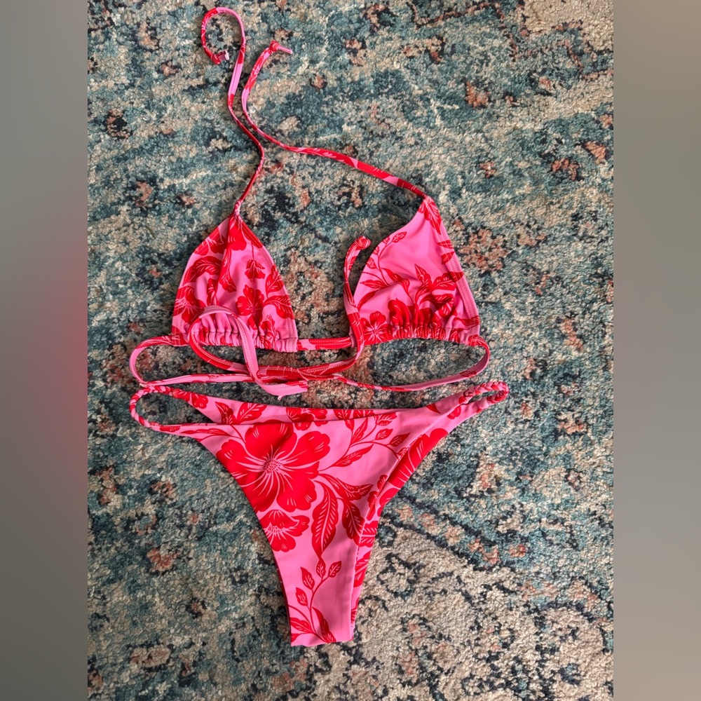 Kulani Kini NWOT